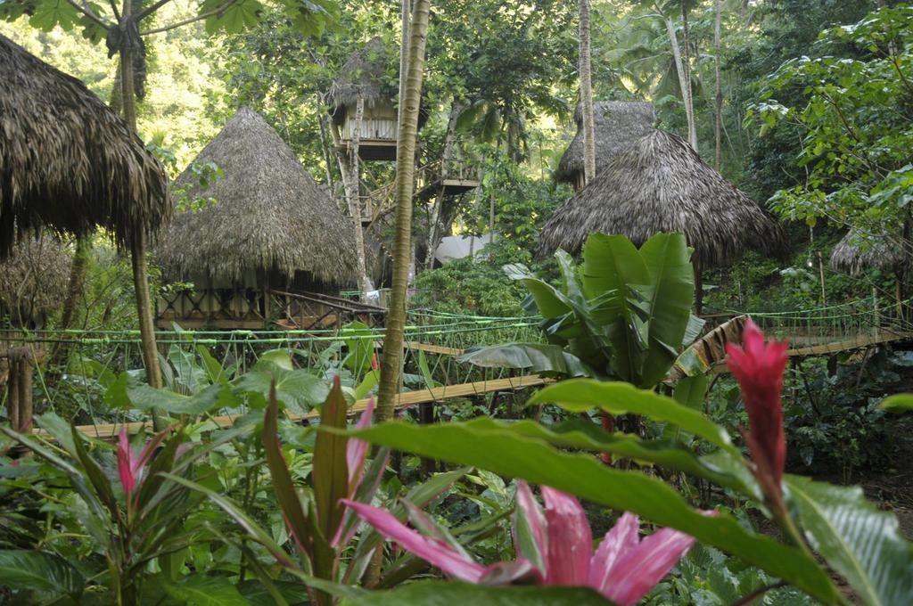 Dominican Tree House Village Santa Barbara De Samana Dış mekan fotoğraf