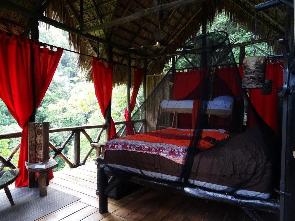 Dominican Tree House Village Santa Barbara De Samana Dış mekan fotoğraf